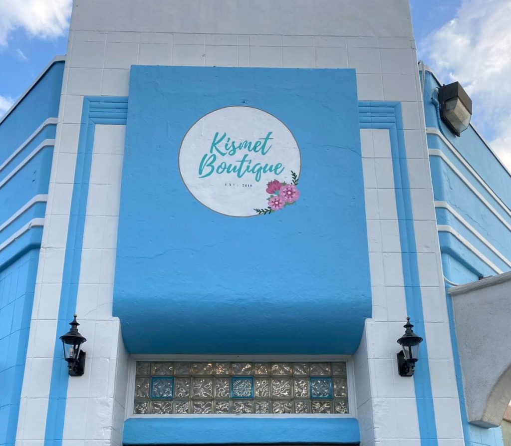 Commercial mural by Blanco Art